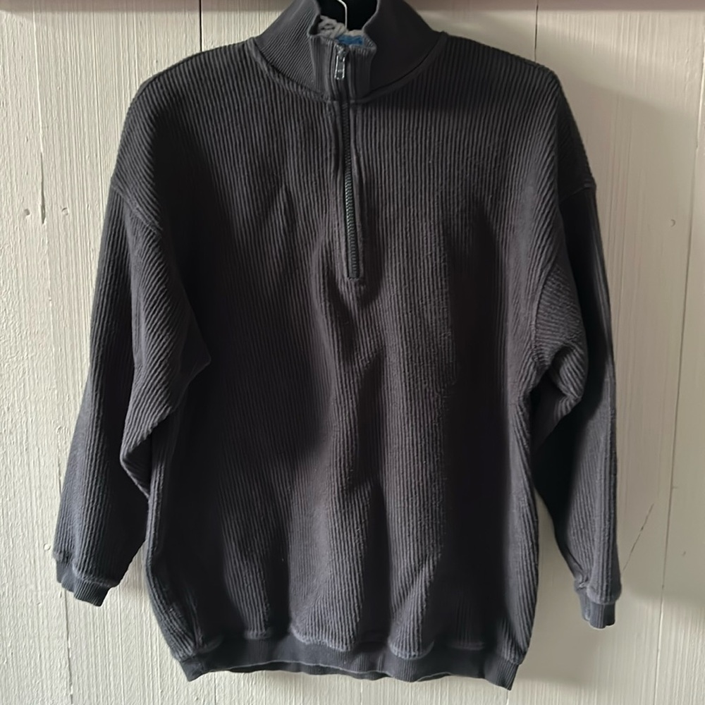 Aerie long sleeved black pull over top with 3/4  zippered front